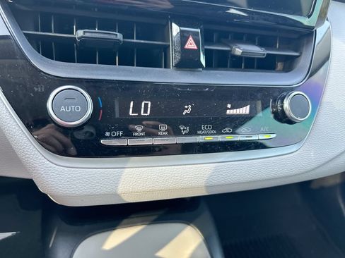 Certified 2024 Toyota Corolla LE FWD image 24