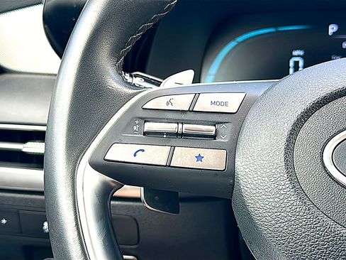 Used 2025 Hyundai Palisade SEL FWD image 29