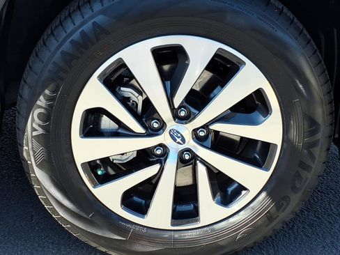 Certified 2025 Subaru Outback Premium w/ Popular Package #1A image 10