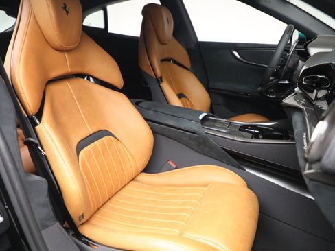 Certified 2026 Ferrari Purosangue AWD/4WD image 22