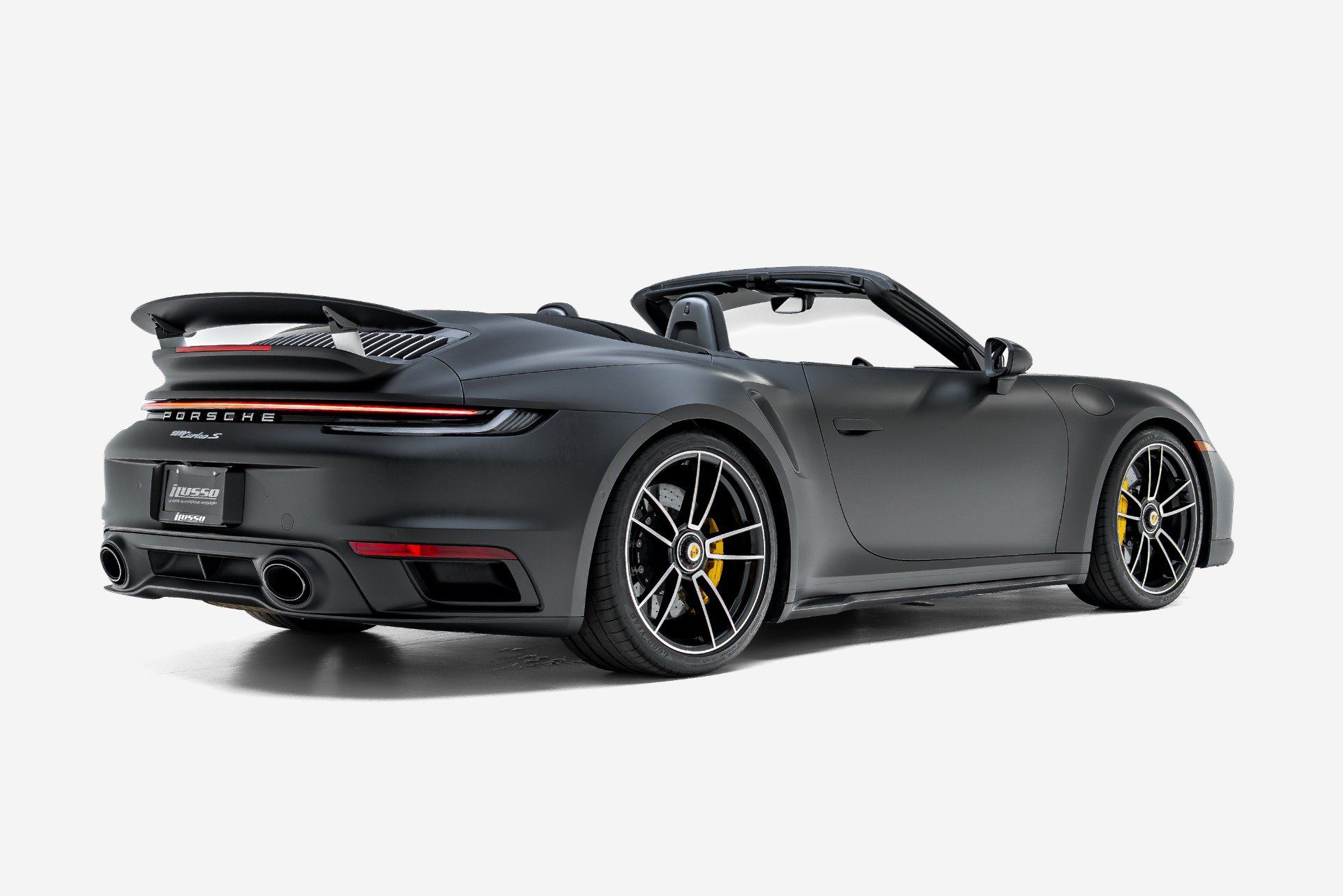 Used 2022 Porsche 911 Turbo S AWD/4WD image 2