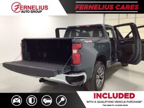 Used 2025 Chevrolet Silverado 1500 LT AWD/4WD image 11