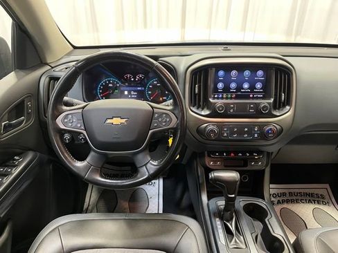 Used 2020 Chevrolet Colorado Z71 image 17