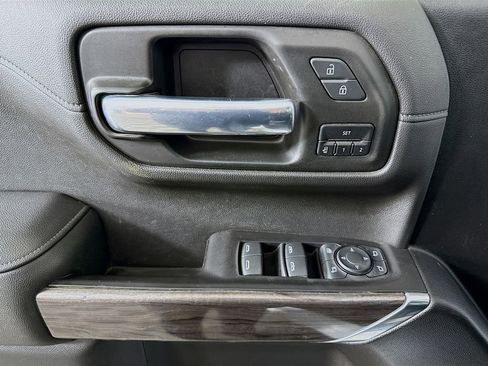 Used 2021 Chevrolet Silverado 1500 LTZ w/ Z71 Off-Road Package image 17