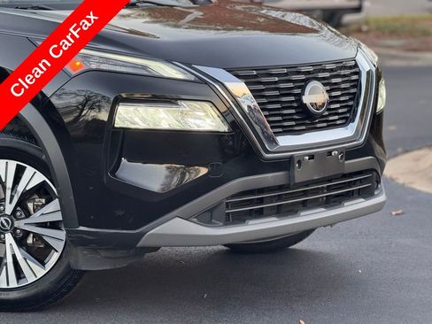 Used 2023 Nissan Rogue SV image 5