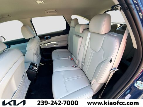 New 2026 Kia Sorento S image 21