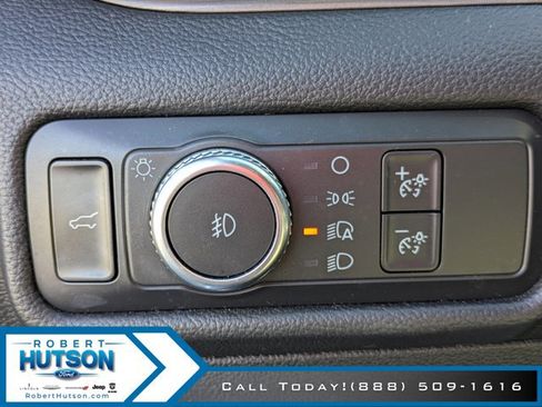 Used 2020 Ford Explorer Limited w/ Class III Trailer Tow Package image 30