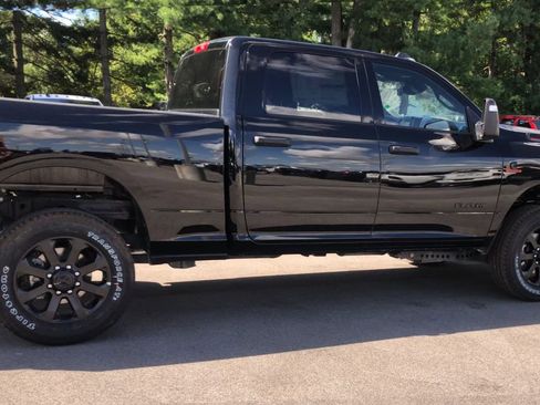 New 2025 RAM 2500 Big Horn image 8