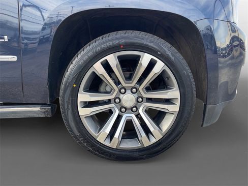 Used 2018 GMC Yukon Denali w/ Open Road Package image 10