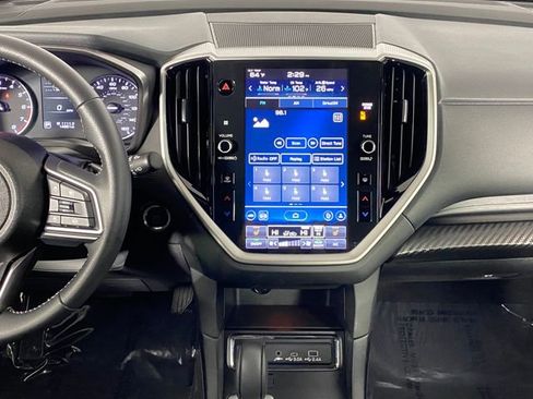 Used 2024 Subaru Ascent Premium w/ Convenience Package image 19