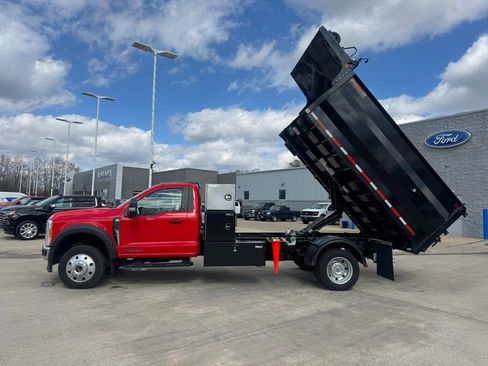 Used 2023 Ford F450 XLT w/ XLT Value Package image 3