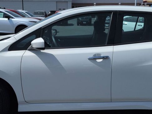 Used 2020 Nissan Leaf S FWD image 31
