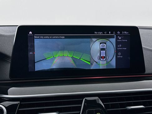 Used 2020 BMW 530i w/ Premium Package RWD image 15