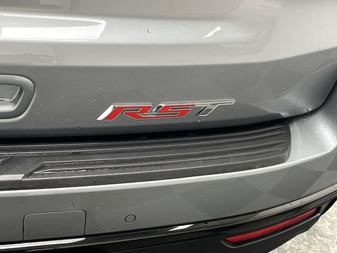 Certified 2024 Chevrolet Suburban RST w/ Luxury Package image 36