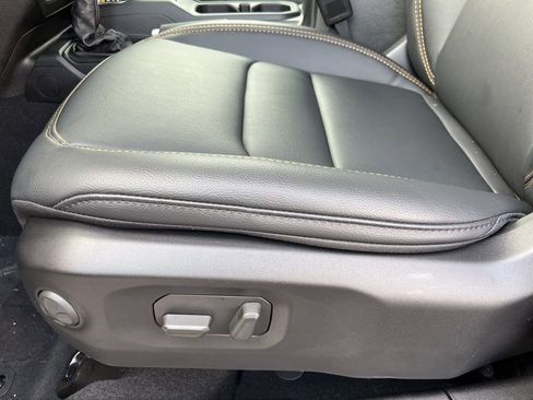 New 2026 Jeep Gladiator Sahara image 29