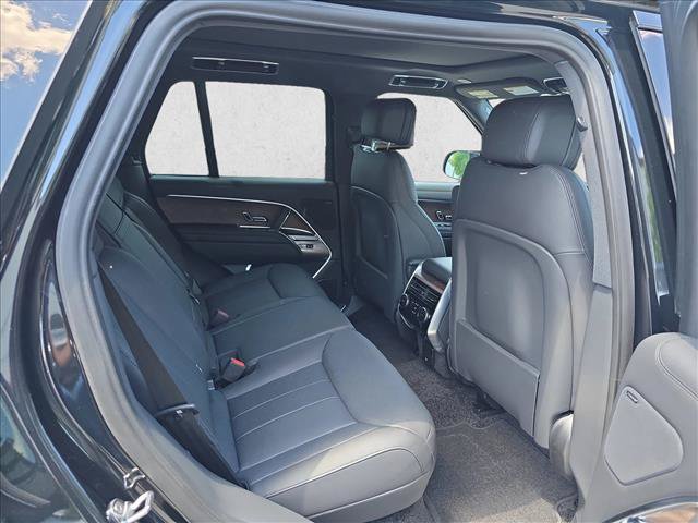 New 2025 Land Rover Range Rover SE AWD/4WD image 11