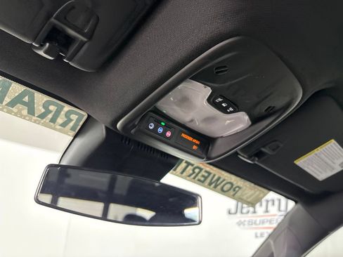 Used 2024 Chevrolet Colorado W/T w/ WT Convenience Package RWD image 19