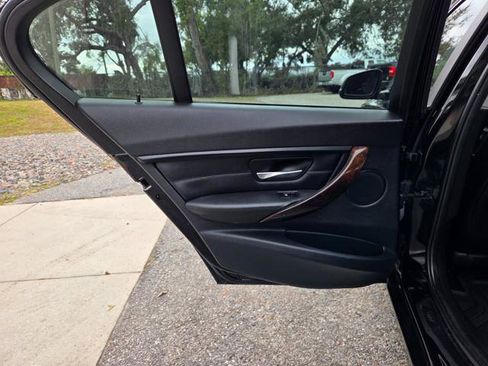 Used 2015 BMW 328i 328i Sedan w/ Technology Package image 28