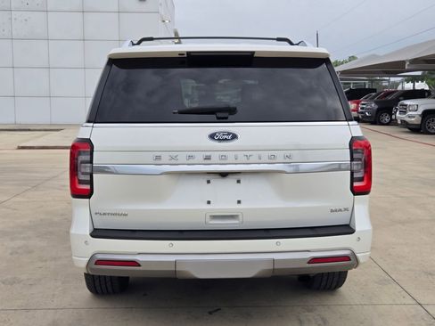 Used 2023 Ford Expedition Max Platinum RWD image 6
