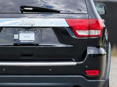 Used 2012 Jeep Grand Cherokee Limited AWD/4WD image 14