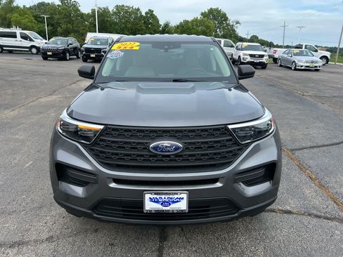 Used 2022 Ford Explorer 4WD w/ Class IV Trailer Tow Package image 8