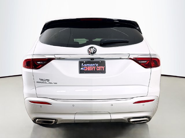Used 2024 Buick Enclave Essence FWD image 6
