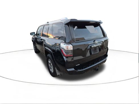 Used 2014 Toyota 4Runner Limited image 3