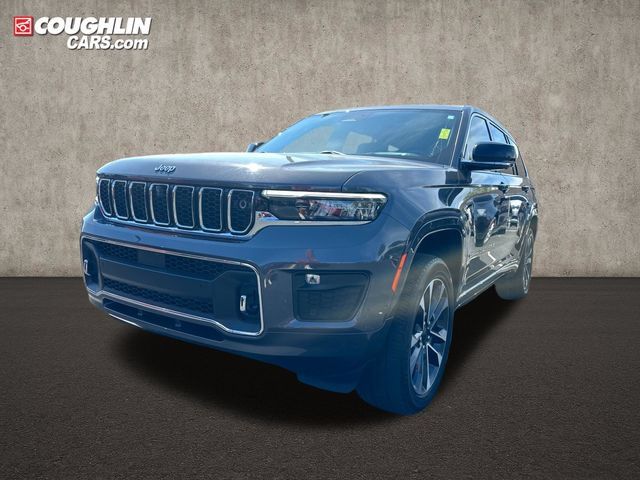 Used 2023 Jeep Grand Cherokee L Overland w/ Advanced Protech Group III AWD/4WD image 3