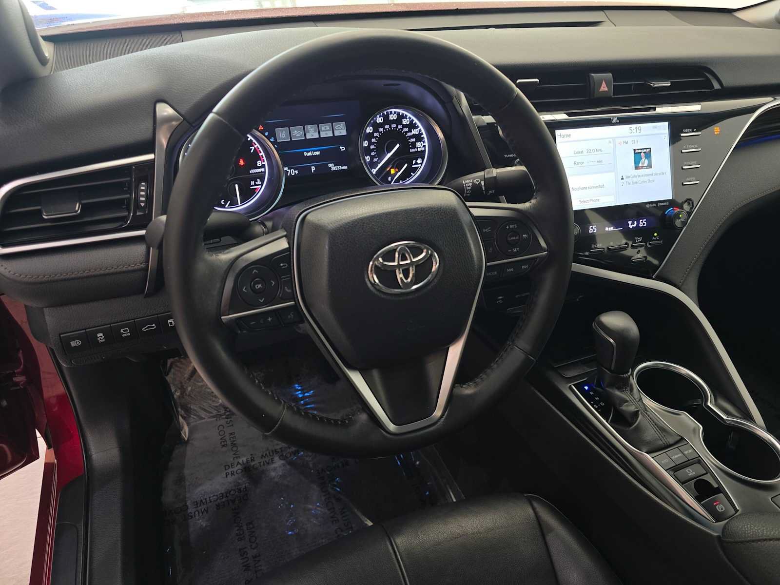 Used 2018 Toyota Camry XLE w/ Audio Package FWD image 2