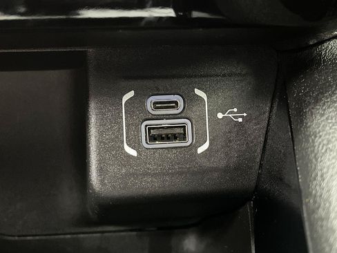 Used 2025 Jeep Compass Trailhawk AWD/4WD image 21