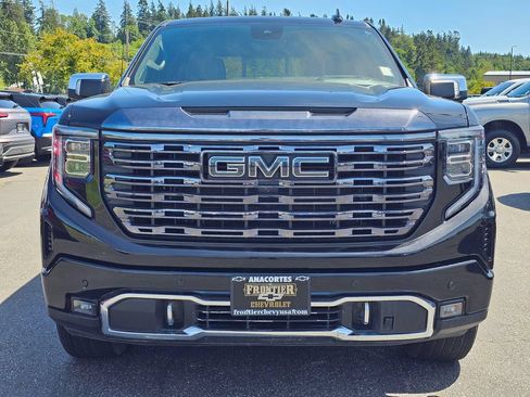 Used 2024 GMC Sierra 1500 Denali Ultimate AWD/4WD image 6