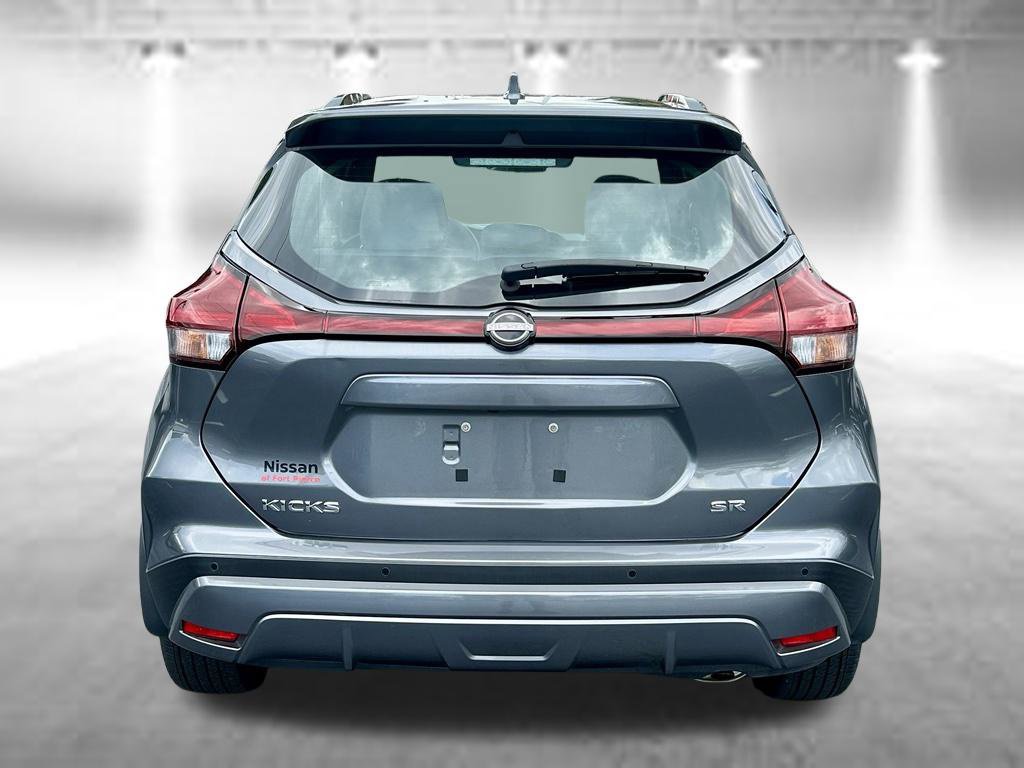 Certified 2024 Nissan Kicks SR w/ SR Premium Package FWD image 8