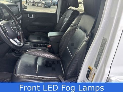 Used 2020 Jeep Wrangler Unlimited Sahara image 36