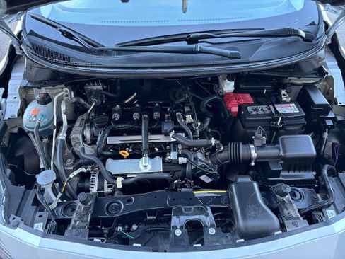 Used 2025 Nissan Versa SV FWD image 30