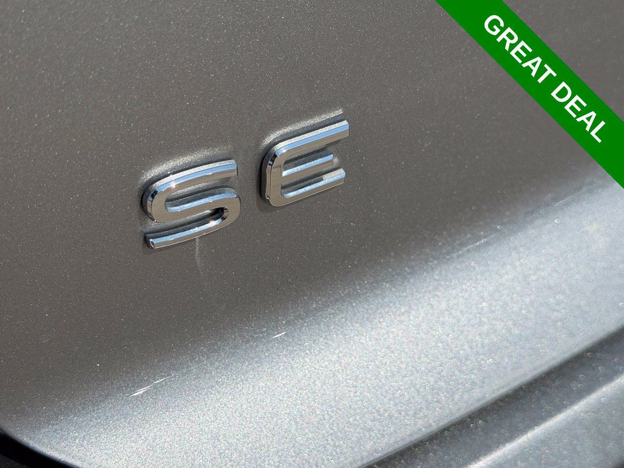 Used 2023 Volkswagen Atlas Cross Sport SE FWD image 11