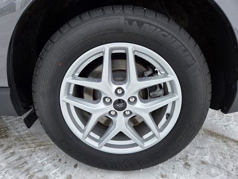 Used 2024 Ford Edge SEL image 10