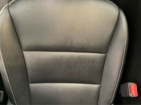 Used 2021 INFINITI QX50 Luxe w/ Appearance Package image 39