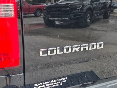 Used 2020 Chevrolet Colorado W/T RWD image 12