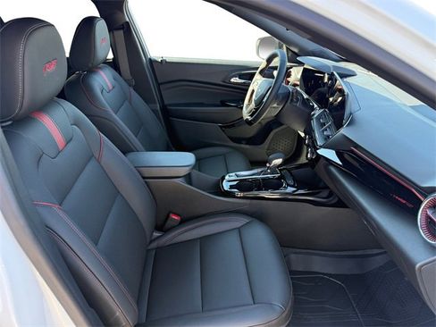 New 2026 Chevrolet Trax RS w/ Driver Confidence Package image 15