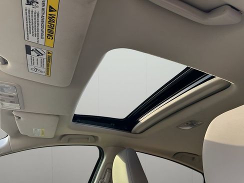 Used 2018 Honda HR-V EX image 22