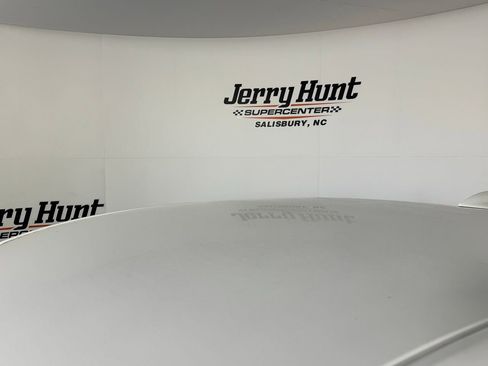 Used 2024 Chevrolet Malibu LT image 5