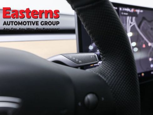 Used 2020 Tesla Model Y Long Range image 12