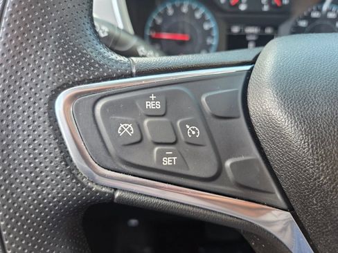 Used 2019 Chevrolet Equinox LS FWD image 19