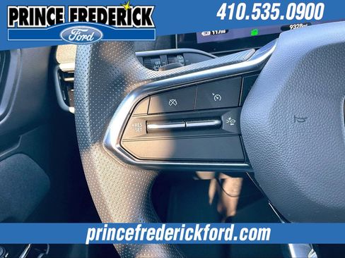 Used 2024 Honda Prologue EX image 17