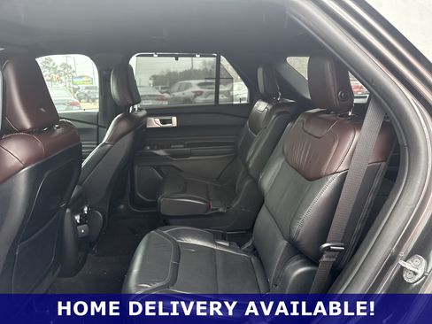 Used 2020 Ford Explorer Platinum w/ Premium Technology Package AWD/4WD image 12