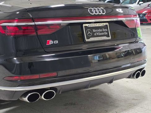 Used 2020 Audi S8 L w/ S8 Executive Package AWD/4WD image 13