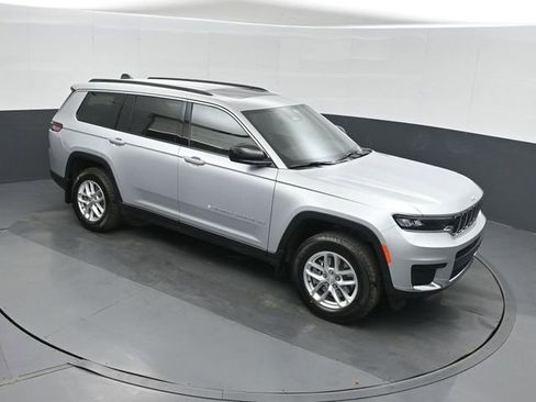 New 2026 Jeep Grand Cherokee L 4WD image 30