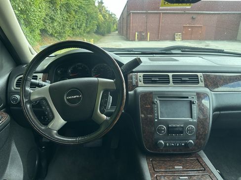 Used 2012 GMC Sierra 2500 Denali w/ Suspension Package, Off-Road image 20