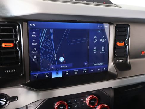 Used 2023 Ford Bronco Badlands AWD/4WD image 7
