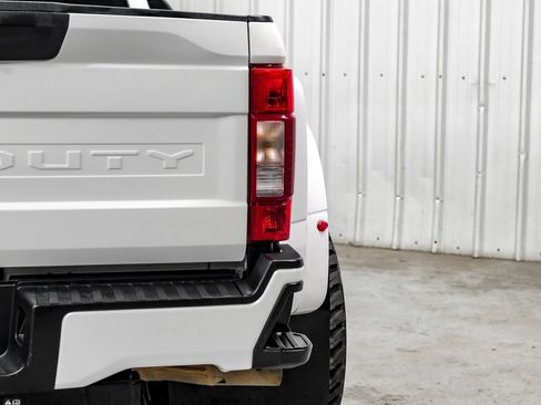 Used 2022 Ford F350 Lariat w/ Lariat Value Package AWD/4WD image 51